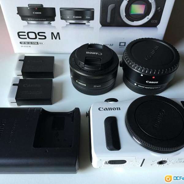 Canon EOS M 白色全套包 22mm + EF 轉接環 ２原廠電