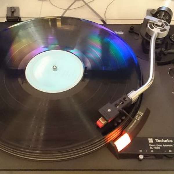 Vintage Technics SL-1900 Direct-Drive Automatic Turntable