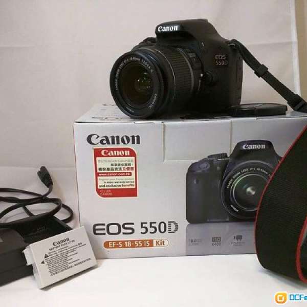 Canon EOS 550D + EF-S 18-55 IS Kit