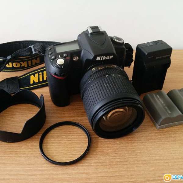 NIKON D90 + 18 - 105 VR Kit set