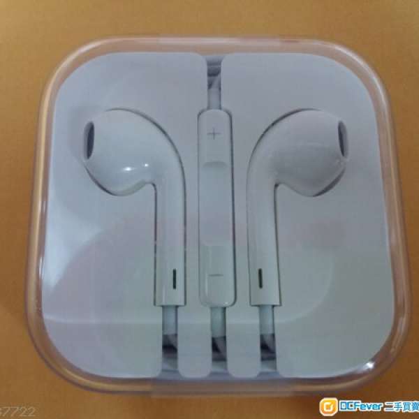 全新原裝正貨：Apple Earpods 耳機，明碼實價。