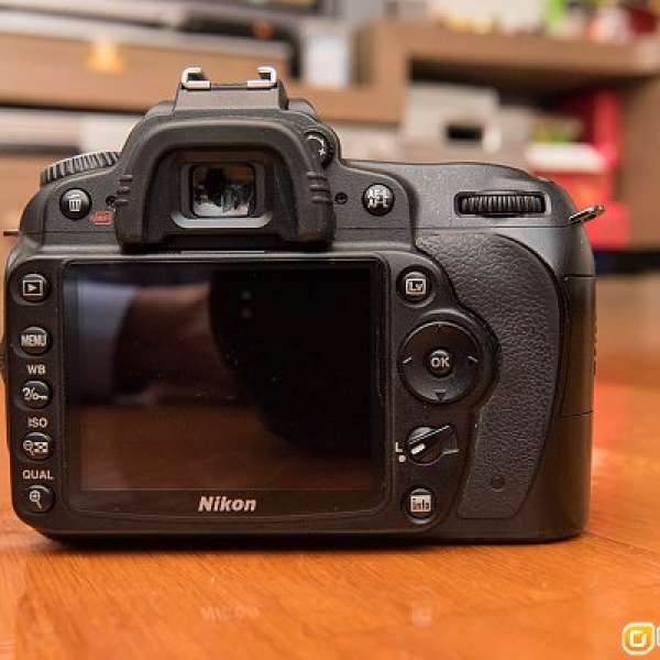 Nikon D90 Body + AF-S DX NIKKOR 35mm f/1.8G