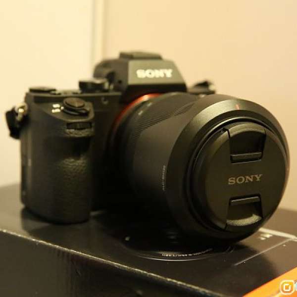 99% New Sony A7 II + FE 28-70mm F3.5-5.6 OSS Kit Sets (行貨+有特長保養期)