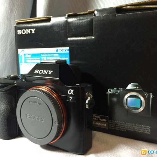 90% Sony ILCE-7 Body ONLY + extra