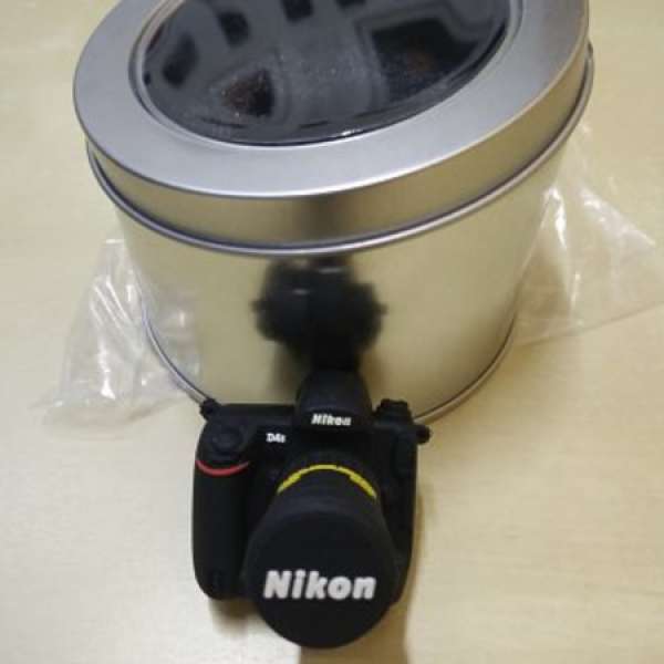 全新Nikon D4S造形4GB USB記憶棒
