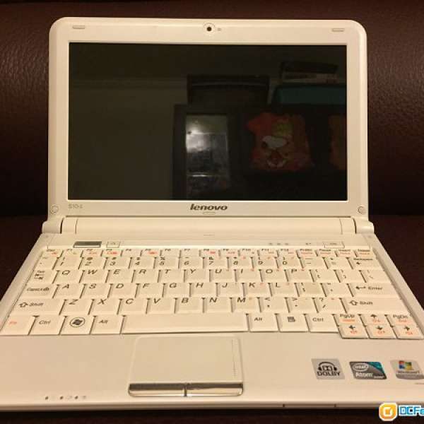 Lenovo S10-2白色 Netbook  , 6-cell, Windows 7 starter繁簡英