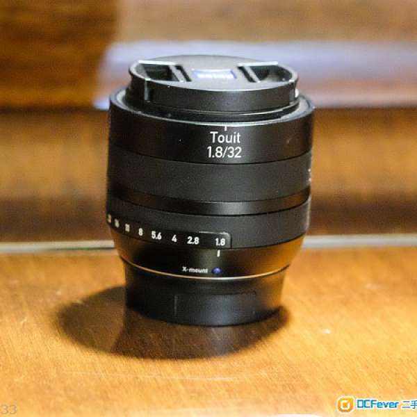 Fujifilm Zeiss Touit 32mm f1.8 (X-Mount)