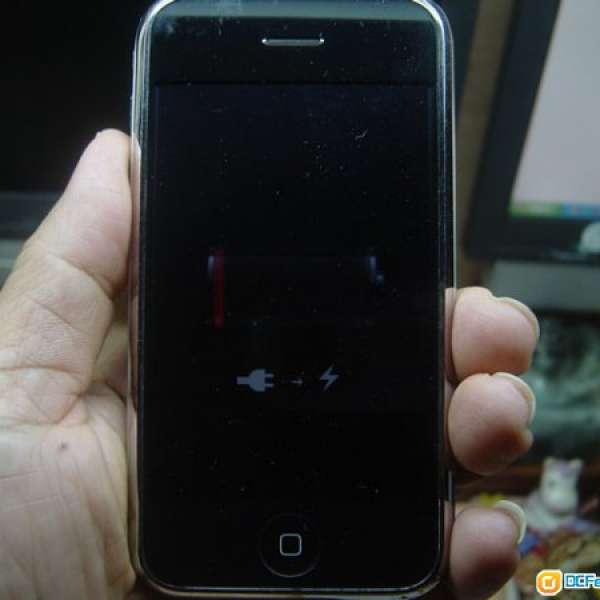 極新 APPLE IPHONE 8GB  A1203 手提電話，只售HK$200(不議價,請看貨品描述)