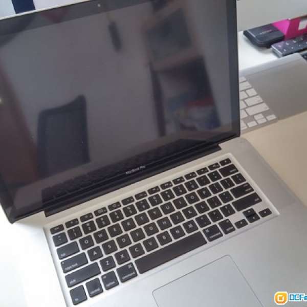 出售壞Macbook pro 2011 early