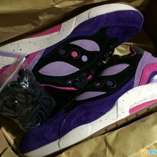 Feature x Saucony The Barney G9 Shadow 6