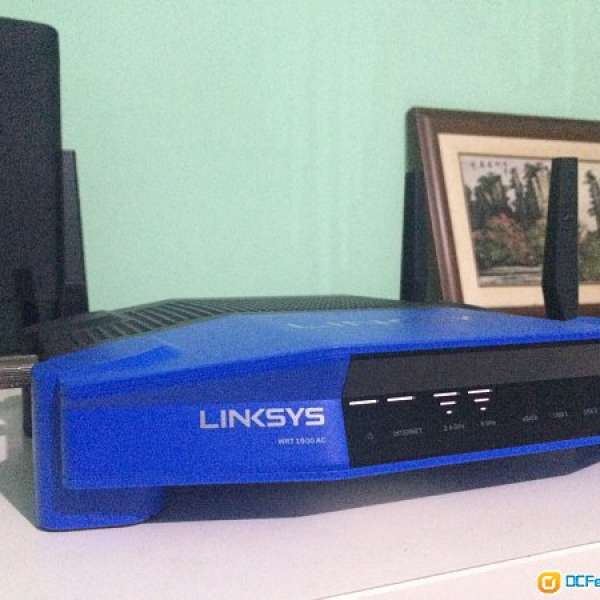 95% NEW LINKSYS WRT 1900 AC ROUTER