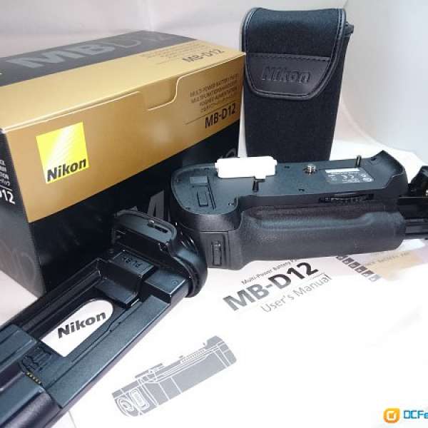 Nikon MB-D12 Multi-Power Battery Pack