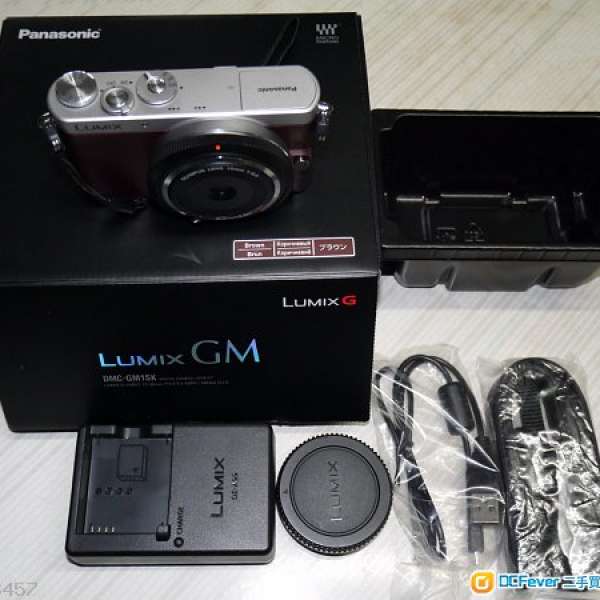 極致輕薄98% new Panasonic Lumix DMC-GM1S(綜色)加98% new OLYMPUS BCL-15mm F8