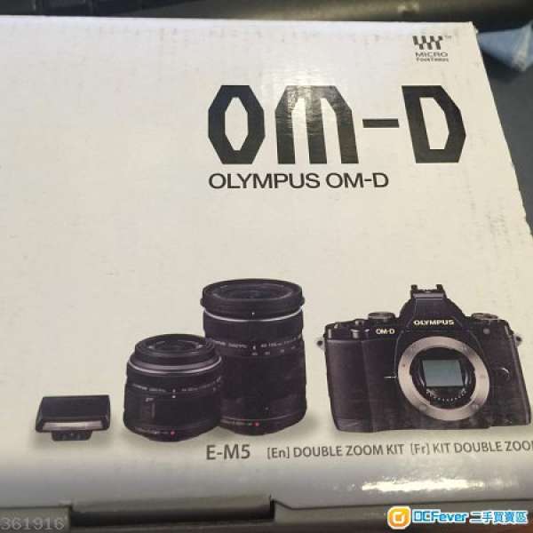 全新 水貨 黑色  Olympus EM-5 OM-D 雙鏡連閃光燈