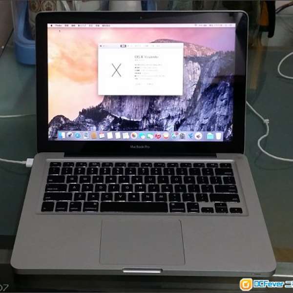macbook pro 13 inch early 2011 - i5 120GB SSD 75% new