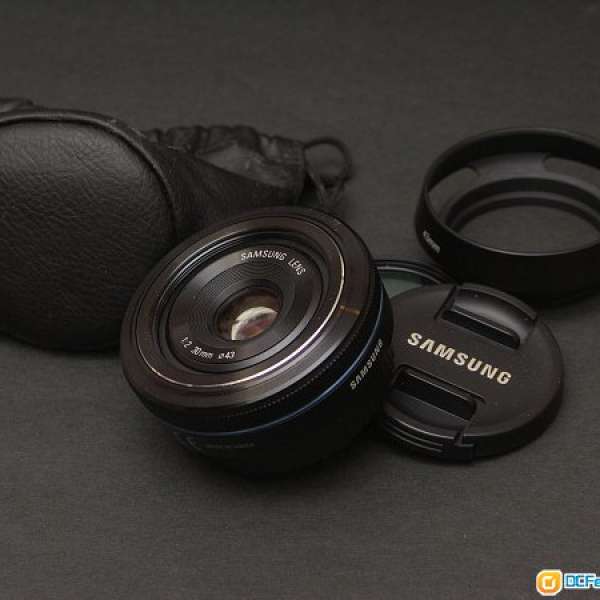 Samsung Nx 30mm f2 Lense