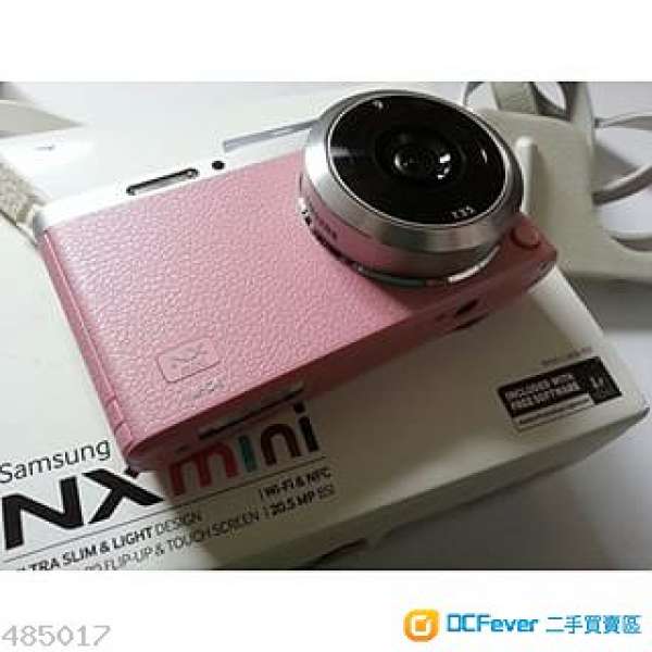放Samsung NX Mini 連9mm鏡 粉紅色 90%新 行貨過保