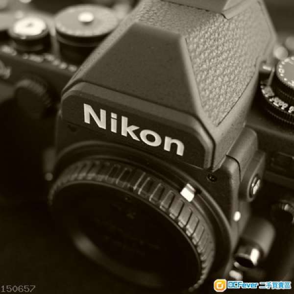 Nikon DF body only black color