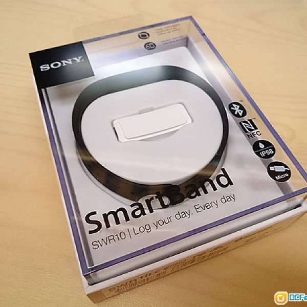 100%全新 Sony SmartBand SWR10 智能運動手環