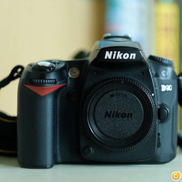 Nikon D90