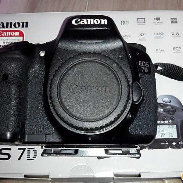 Canon 7D body 連直倒with 16Gb CF card $3400 90%new