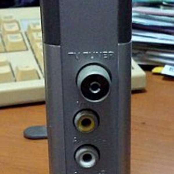 D-Link DUB-T200 - video capture adapter - USB 2.0