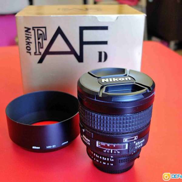 Nikon AF Nikkor 85mm f/1.4D IF