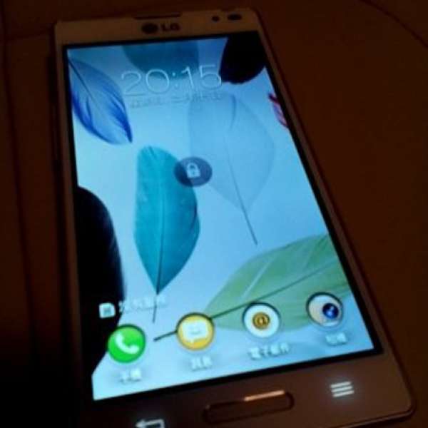 LG L9 mobile phone 3G