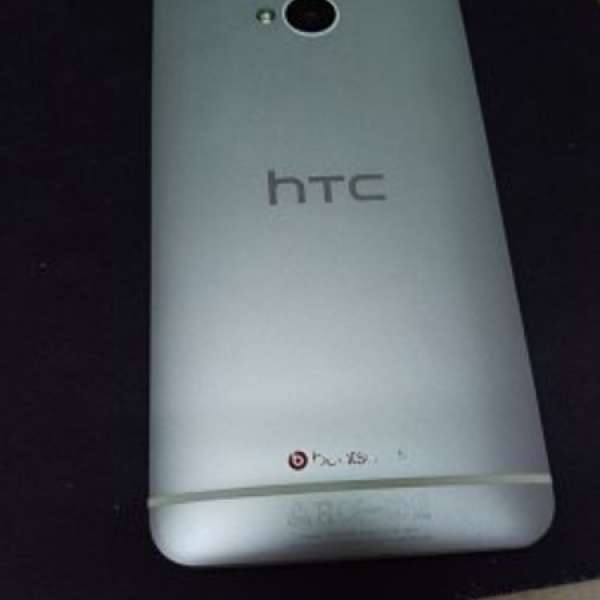 70%新 HTC ONE M7 銀色 32G