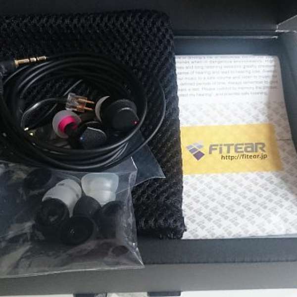 出售Fitear F111 九成新