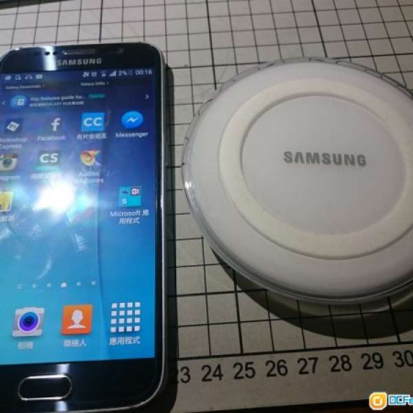 99%新 Samsung Galaxy S6黑色 行貨 加無線充電座