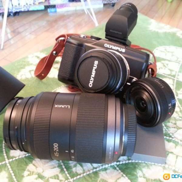 Olympus EPL-2 Black + Kit Lens 14-42mm + VF2 = $1400