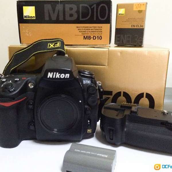 Nikon D700+MB-D10+EN-EL3e