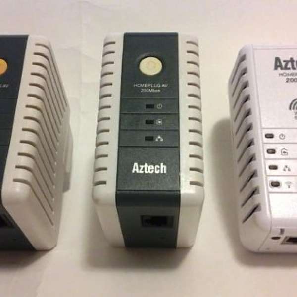 AzTech HomePlug HL109E x 2 + HL110EW x 1
