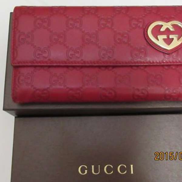 Gucci women wallet, Limit edition, clean, Maroon color