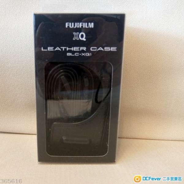 全新 Fujifilm XQ leather case for (XQ1,XQ2) 黑色