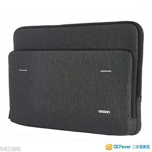Cocoon Graphite Laptop Sleeve  Up To 13"  99% new