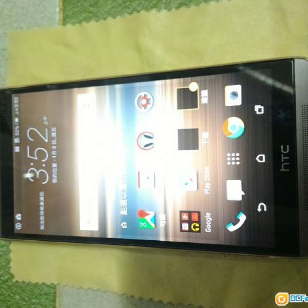 90% 新 HTC E9+ 32GB 雙卡版 金色 香港行貨 淨機 操作正常