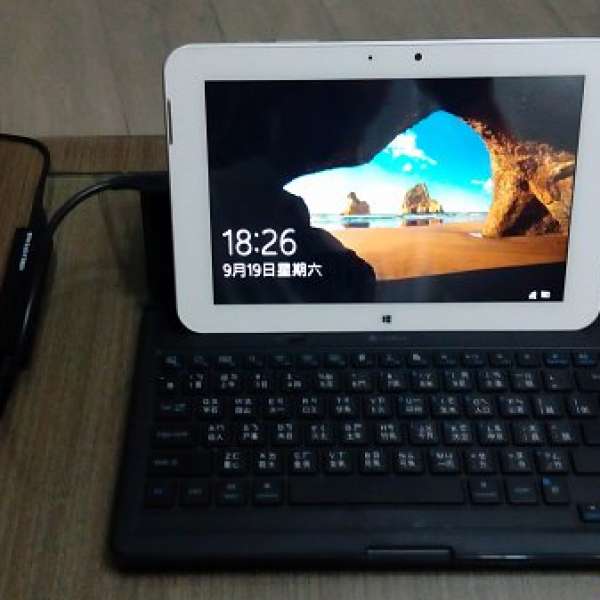 ifive MX2 8.9吋win8.1 平板電腦+softbank bluetooth keyboard+充電otg全套