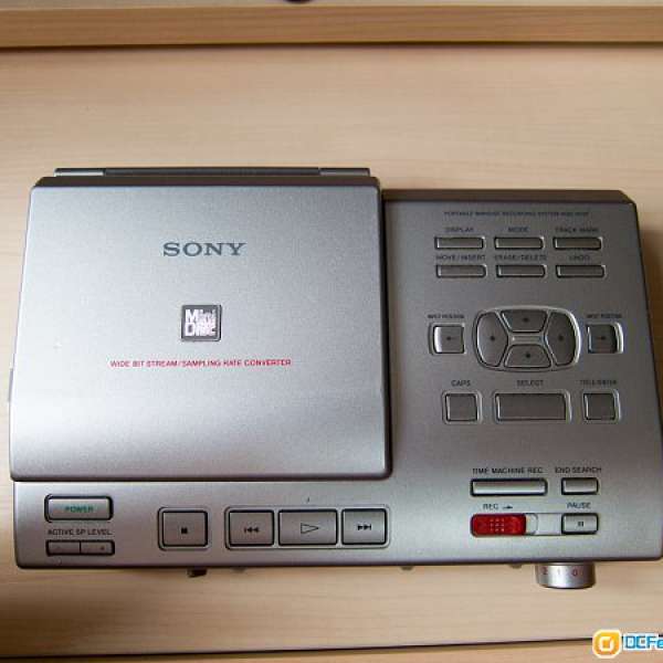 SONY MZ-R5ST MD Walkman