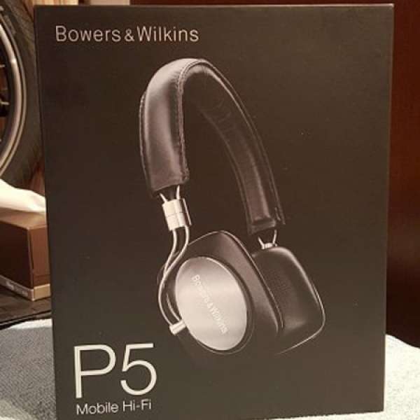 Bowers & Wilkins P5 headphone
