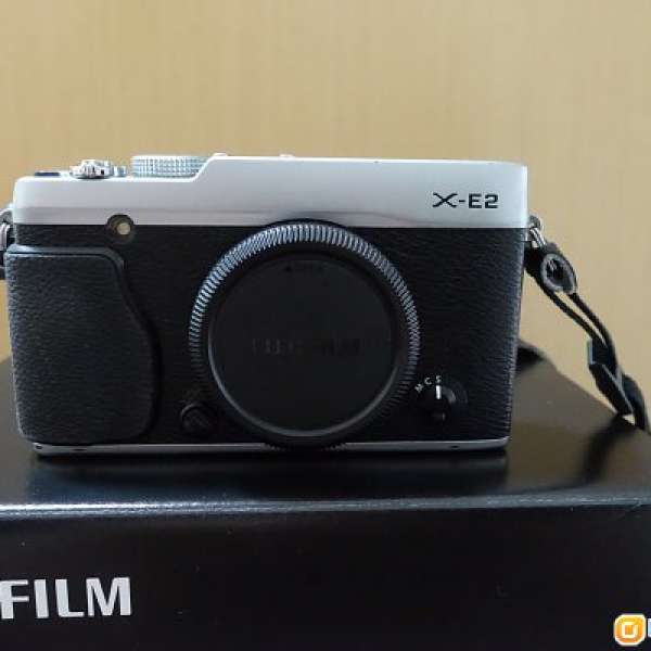 85% Fujifilm X-E2 Body only