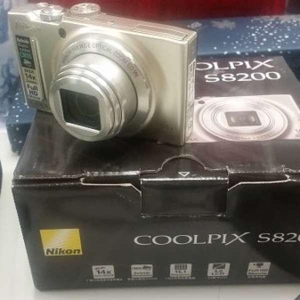 九成新Nikon coolpix S8200