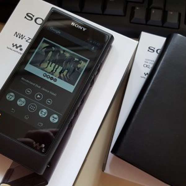 99% New 行貨 Sony Walkman ZX2