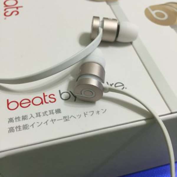 HF BEATS URBEATS-GOLD 入耳式 IPHONE / ANDROID 可作接電聽 保證正版不是老翻嘢