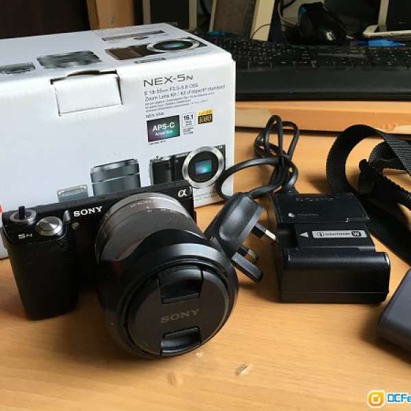 Sony NEX-5N 香港行貨連18-55mm鏡頭 Kit 9成新