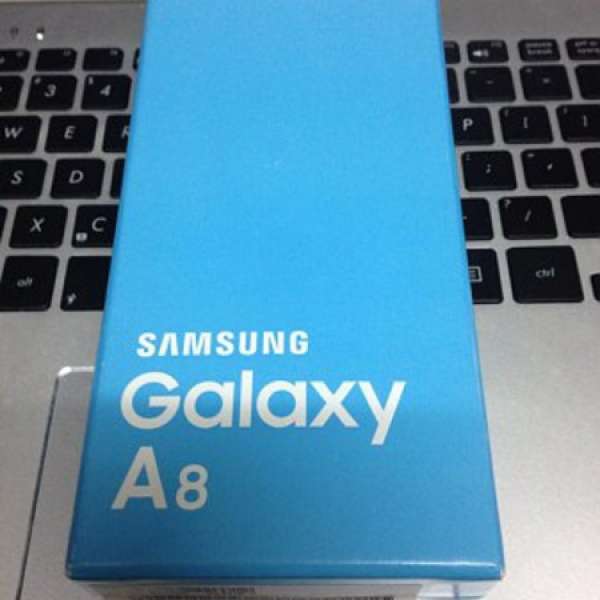 Samsung Galaxy A8 全新 金色 (一年保養)