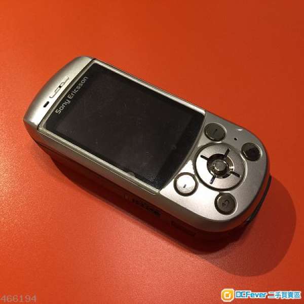 Sony Ericsson S700i ー代經典 6成新