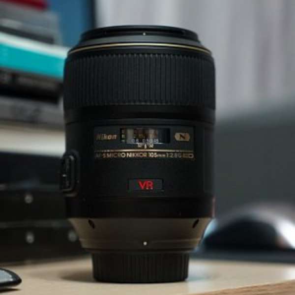 Nikon AF-S VR Micro-Nikkor 105mm f/2.8G IF-ED