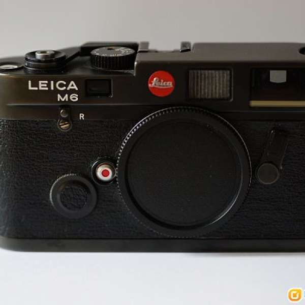 Leica M6 classic black 0.72 with Leica strap good condition